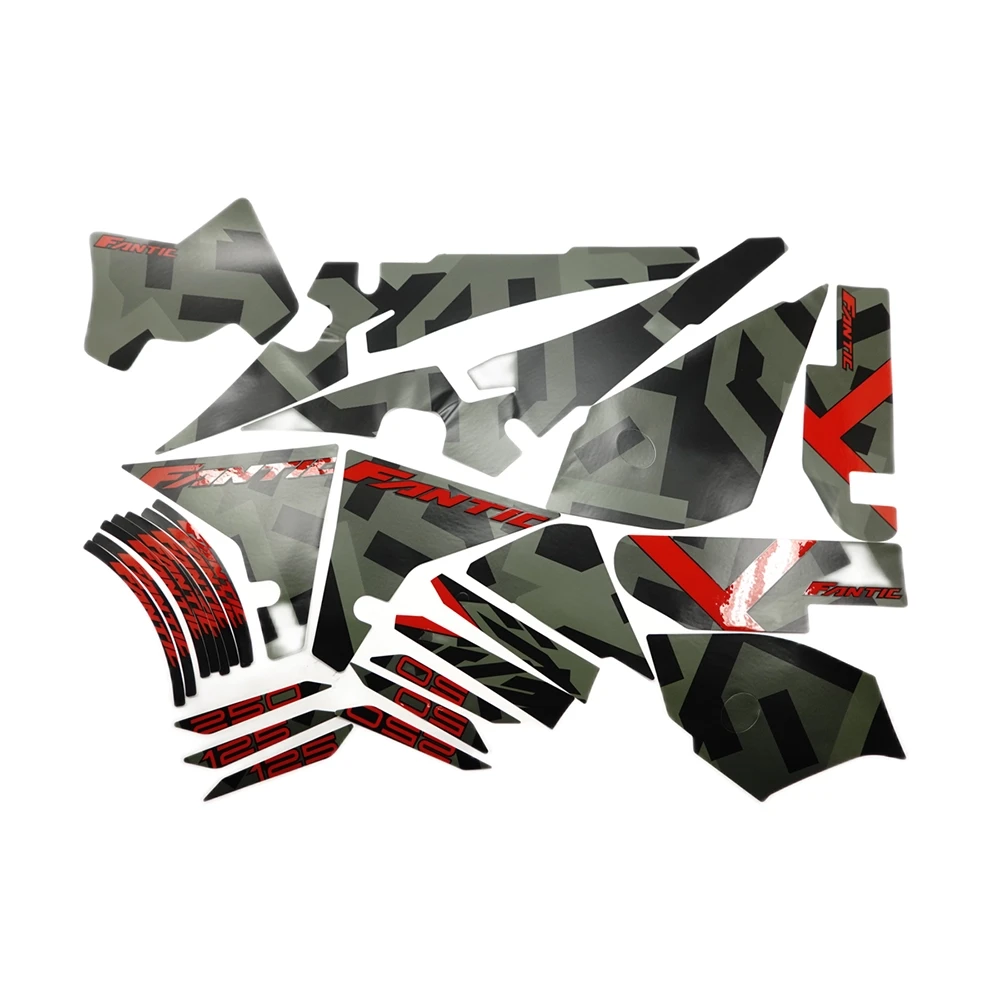 Aufkleberkit / Stickerkit Fantic XMF 125 Motard CAMO grau-schwarz